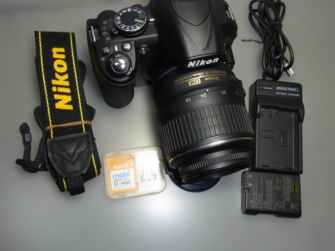 130 Nikon D3100 デジタル一眼レフ レンズバッテリー充電器送料込み
