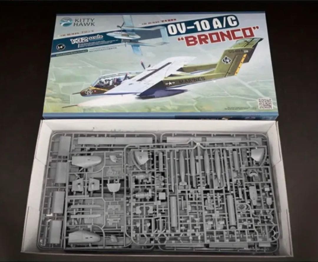 OV-10 A/C \"BRONCO\" 1/32スケール プラモデル