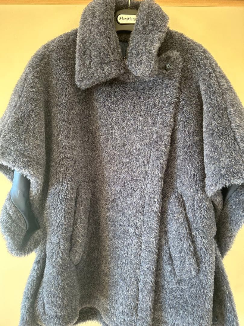 マックスマーラ　テディ　ケープコート　限定カラーブルージーンズ RE ARRIVAL MAX MARA -TEDDY BEAR SHORT COAT- color：BLUE JEANS size