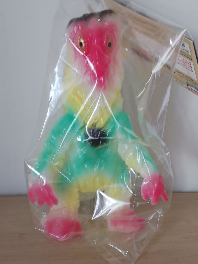 未開封　ブルマァク怪獣シリーズ　へドラ　ミルキーイエロー　ゴジラ 2月21日(金)より受注受付開始】【ブルマァク】ヘドラ(ミルキーイエロー