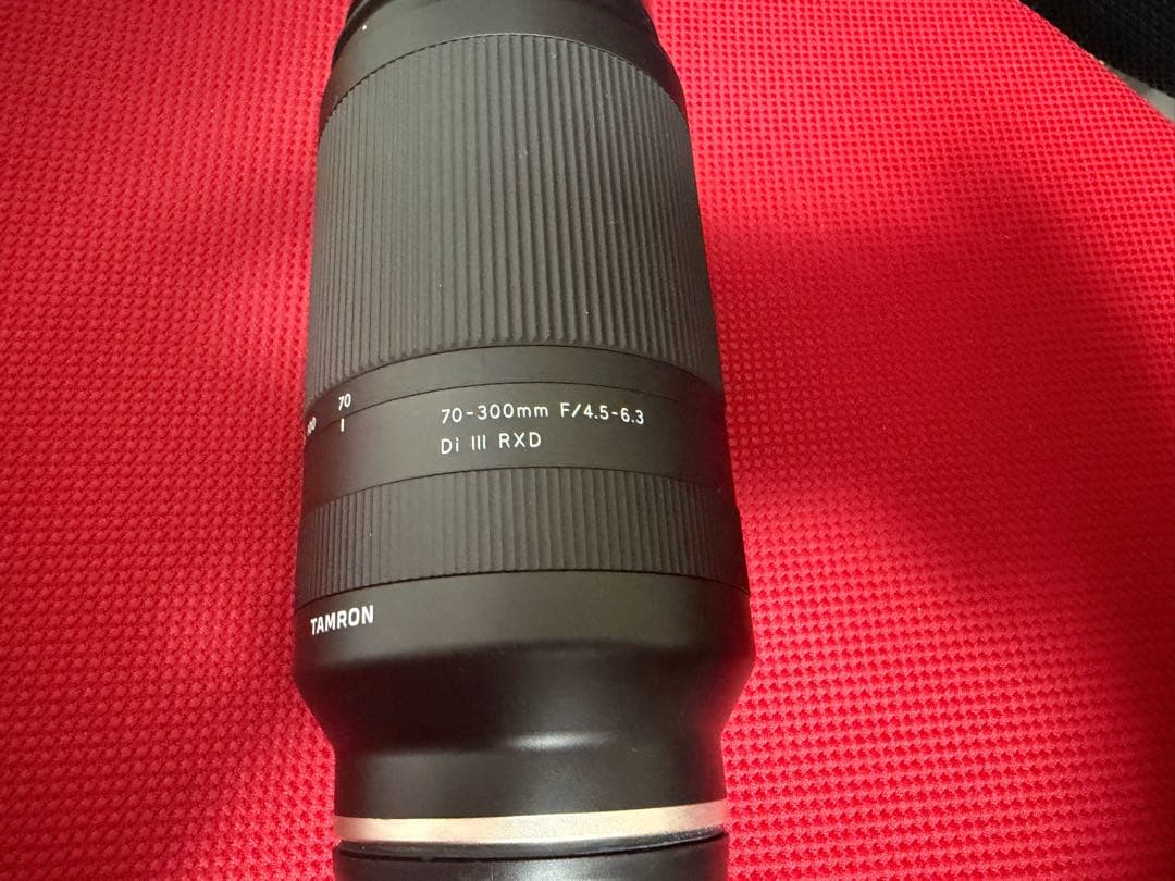 TAMRON タムロン 70-300mm F4.5-6.3 Di III RXD