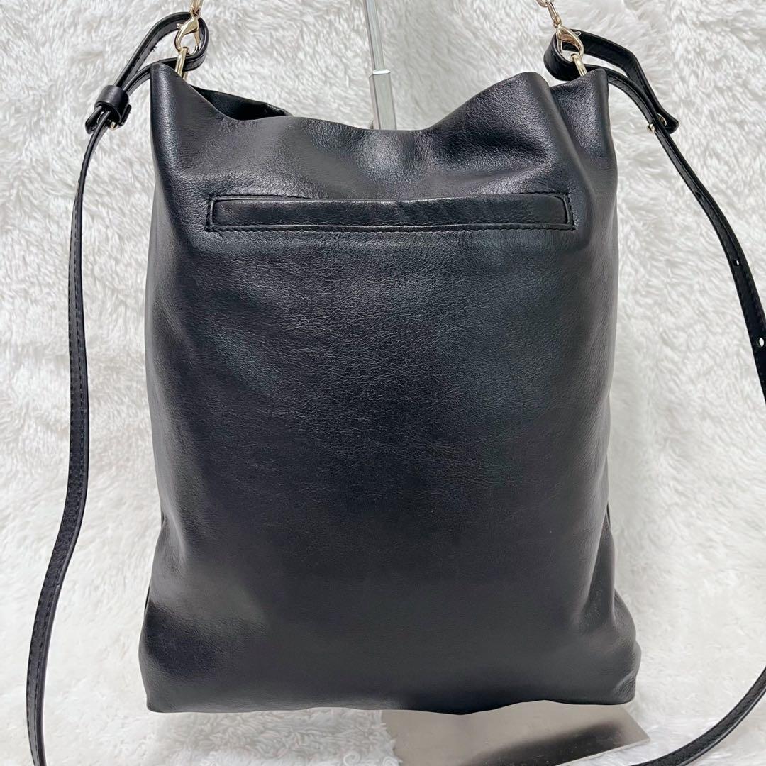 極美品 イアパピヨネ 牛革エンボス 2WAYショルダーバッグ ゴールド金具