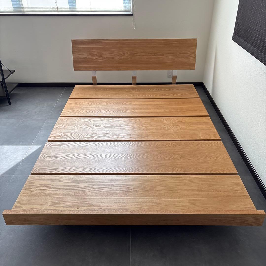 ローベッドフレーム　ダブルサイズ ローベッド ダブル フレームのみ 木製 棚付き コンセント すのこ