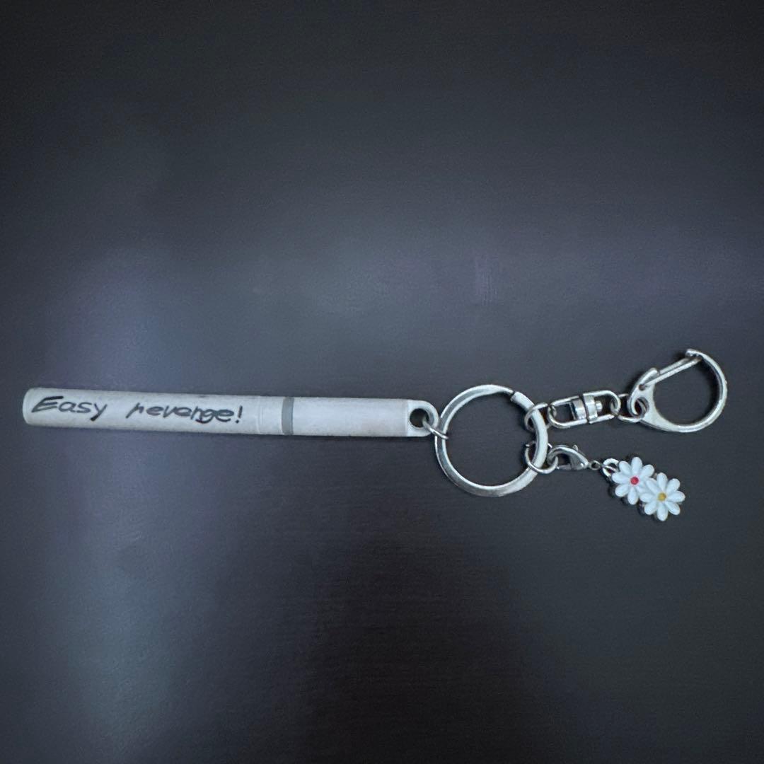 最終値下げ】チェンソーマン たばこ Easy revenge！キーホルダー