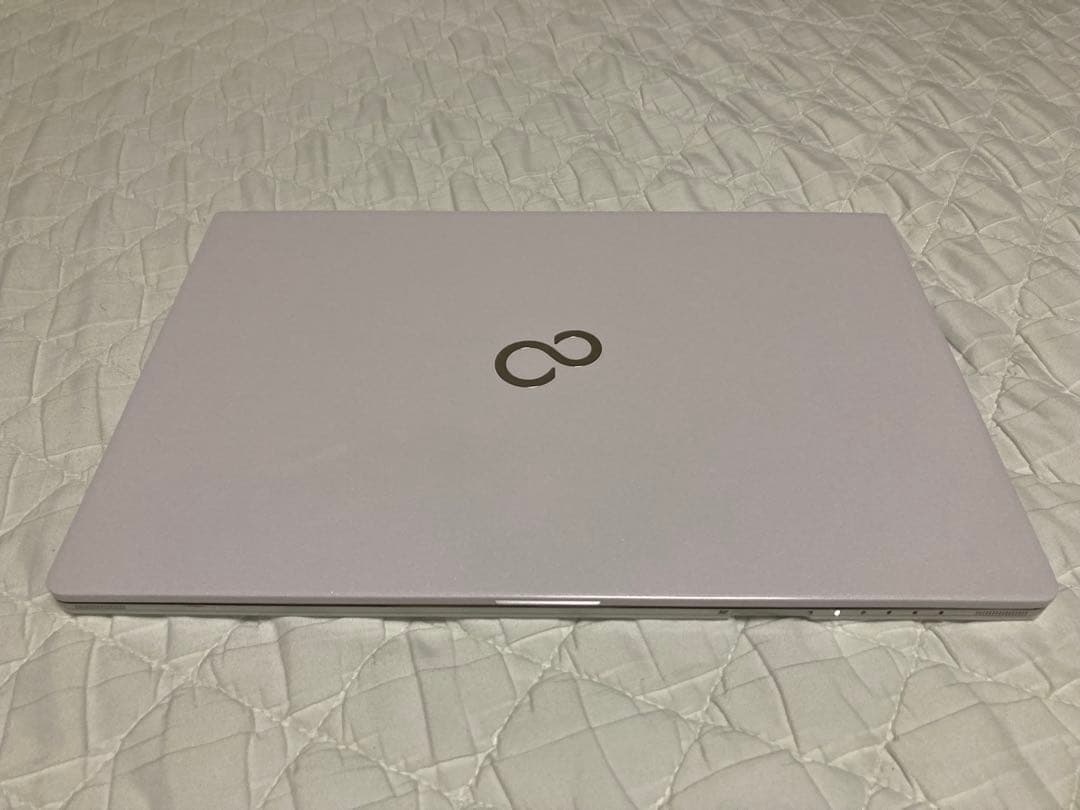 富士通　ノートパソコン　LIFE BOOK SH90/X 富士通 FMV LIFEBOOK SH90/W FMVS90WB [スパークリングブラック] 価格