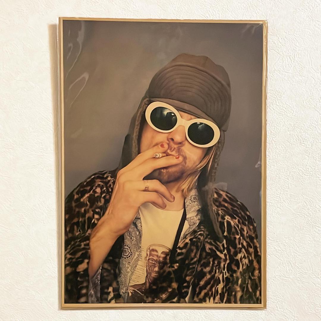 ミニ ポスター「ニルヴァーナ カート・コバーン サングラス タバコ