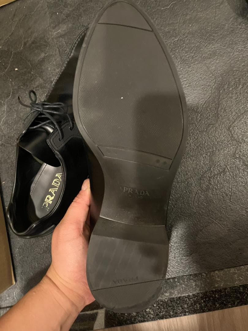 プラダ ラバーパッチレザーシューズ ドレスシューズ ブラック 2EG254