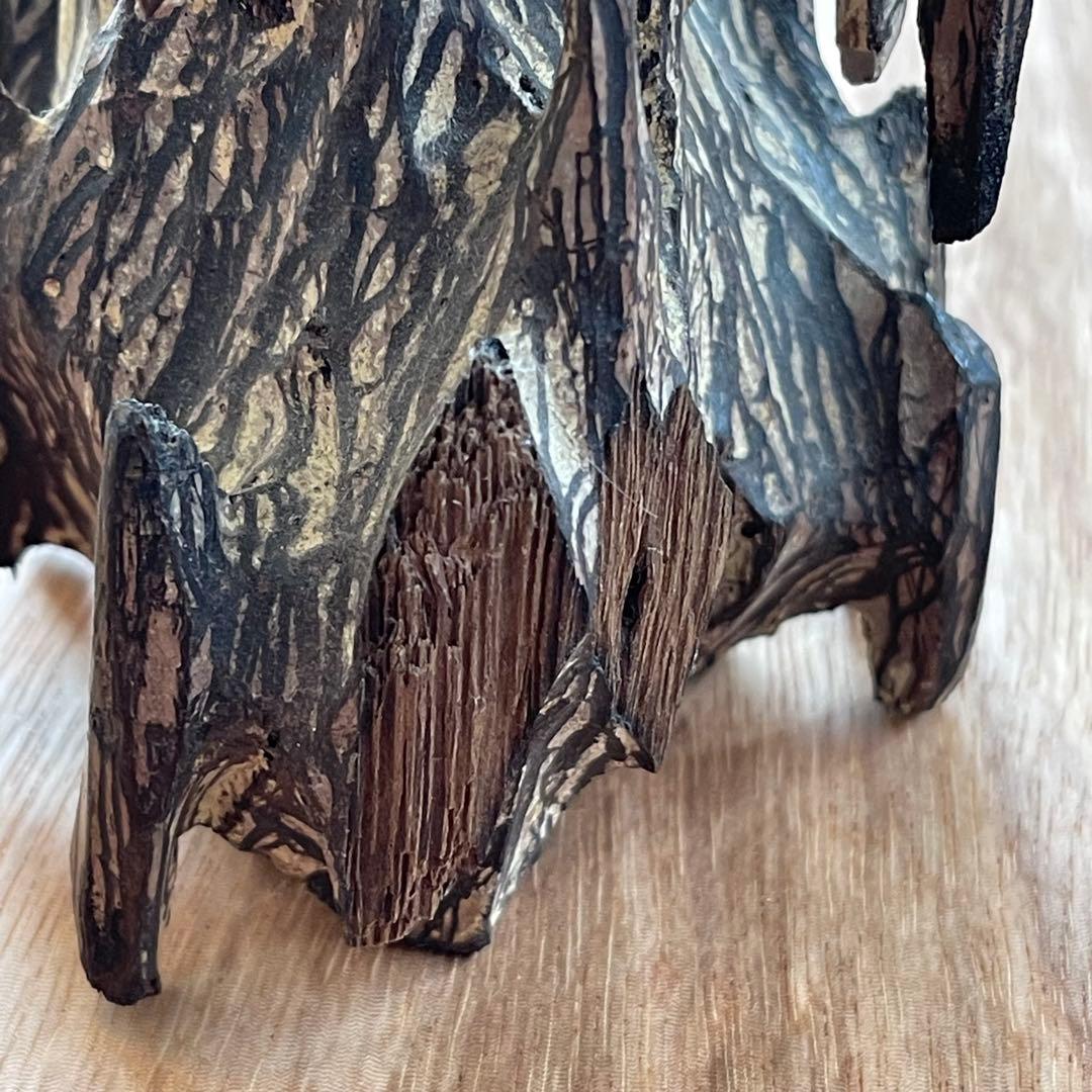 ベトナム産置物　223.5g 香木　材質不明