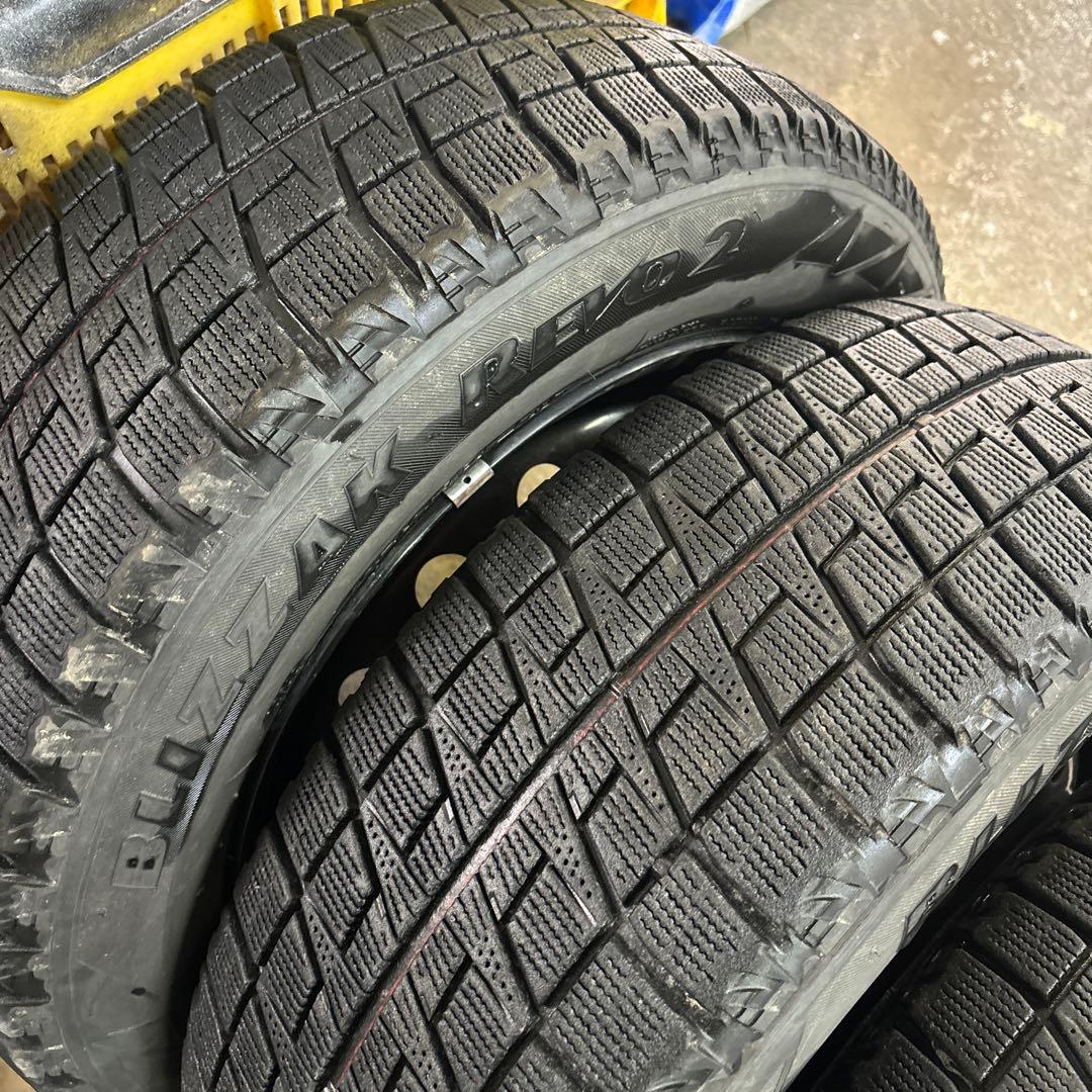 スタッドレス　15インチ　195/65/R15 鉄チンホイール　ブリヂストン