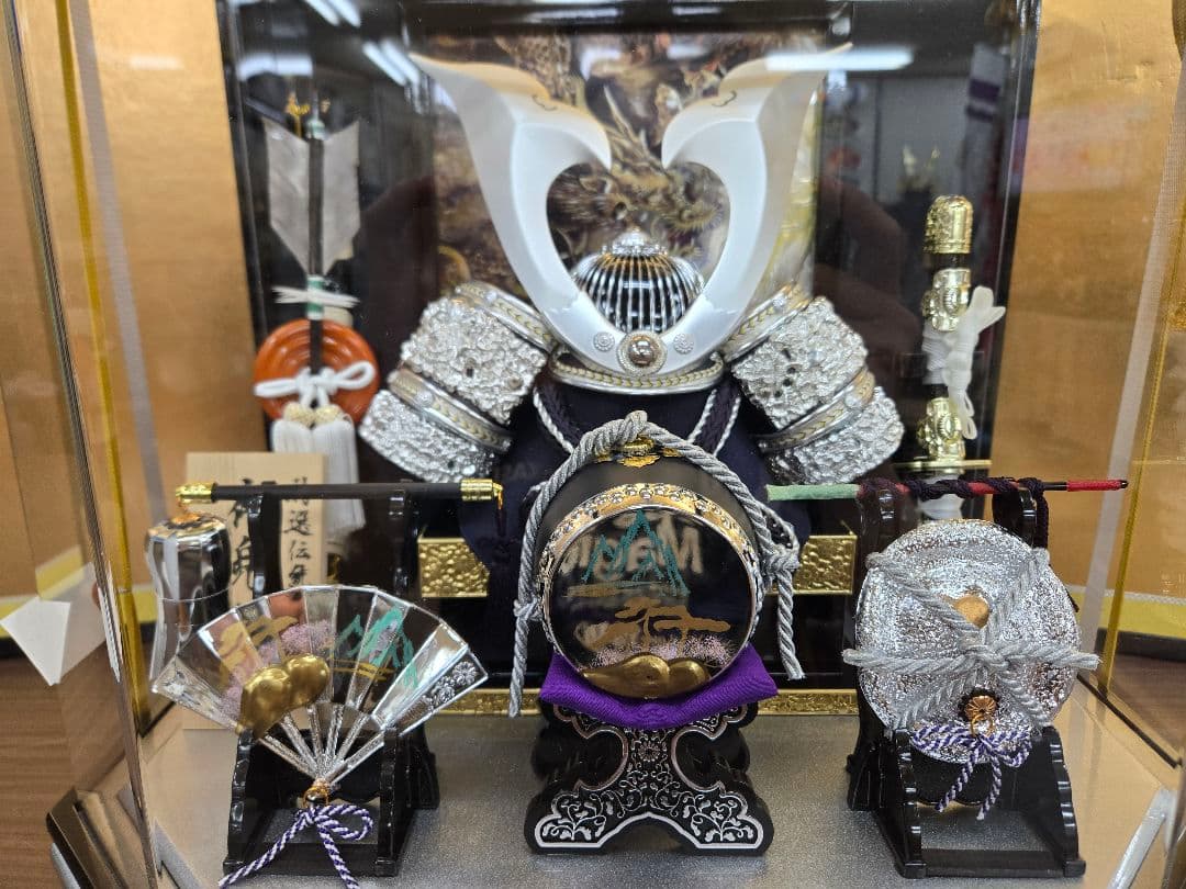 ゆみたん様専用【展示品限り】五月人形 兜 鍬形 ケース飾り ※閉店