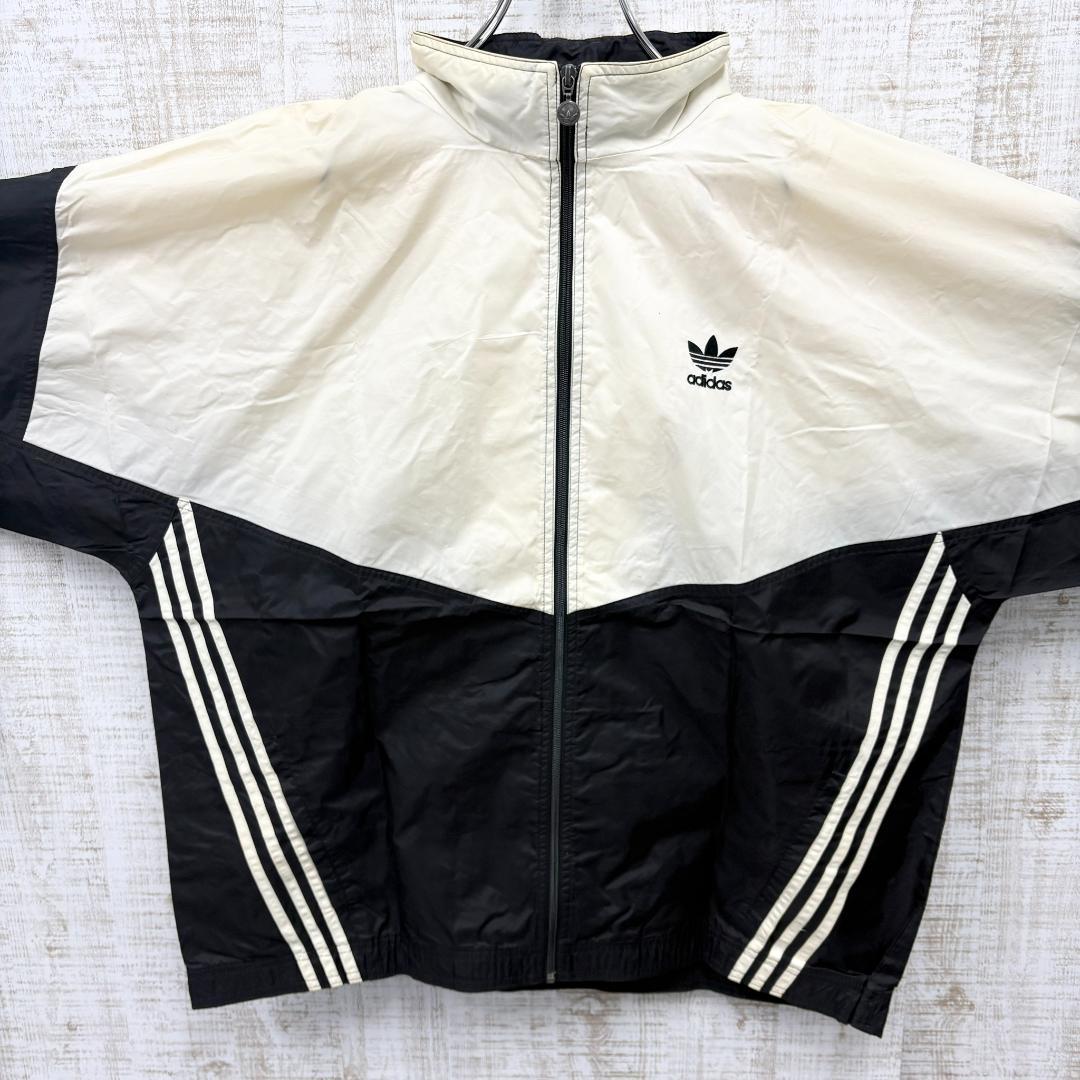 IR103《常田大希さん着類似》アディダス　ナイロンジャケット　万国旗　90s