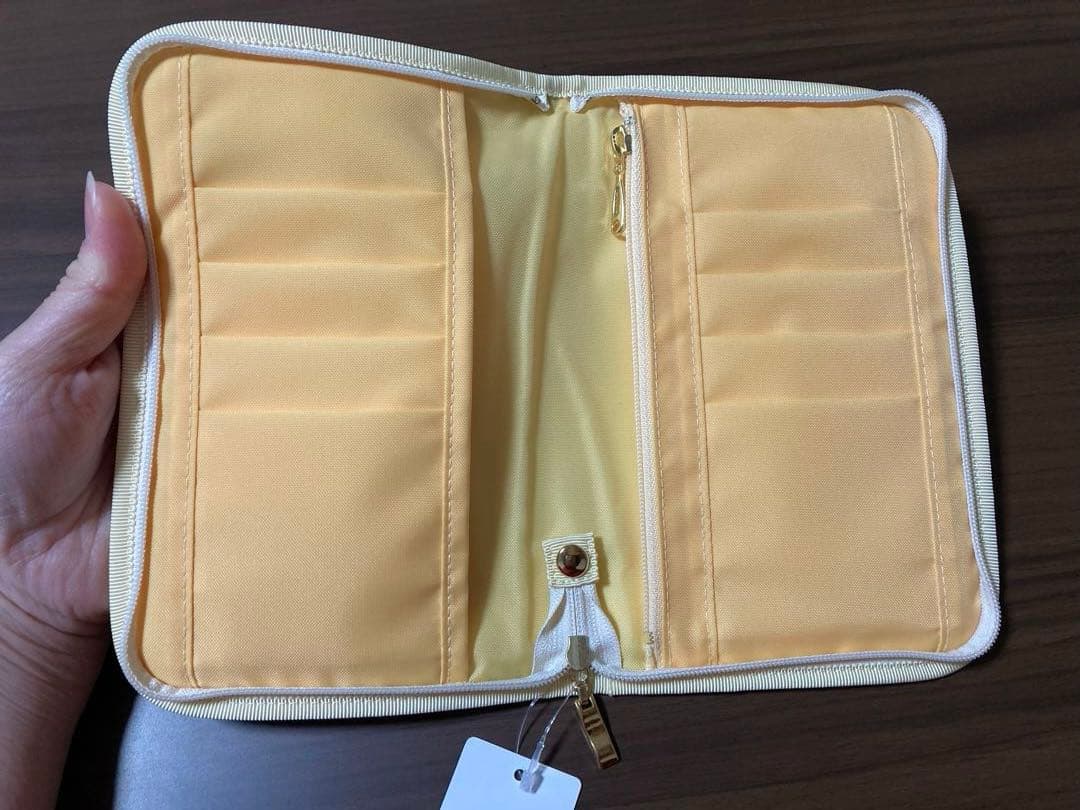 フェイラー イッツスプリング マルチケース FEILER - メルカリ