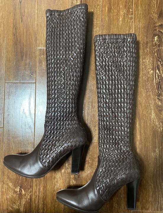 ボッテガヴェネタロングブーツイントレチャートブラウン編み込み