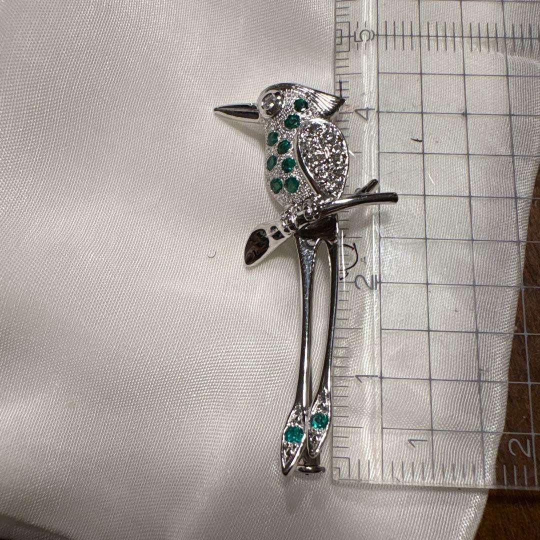鳥型ブローチ Pt エメラルド ダイヤ