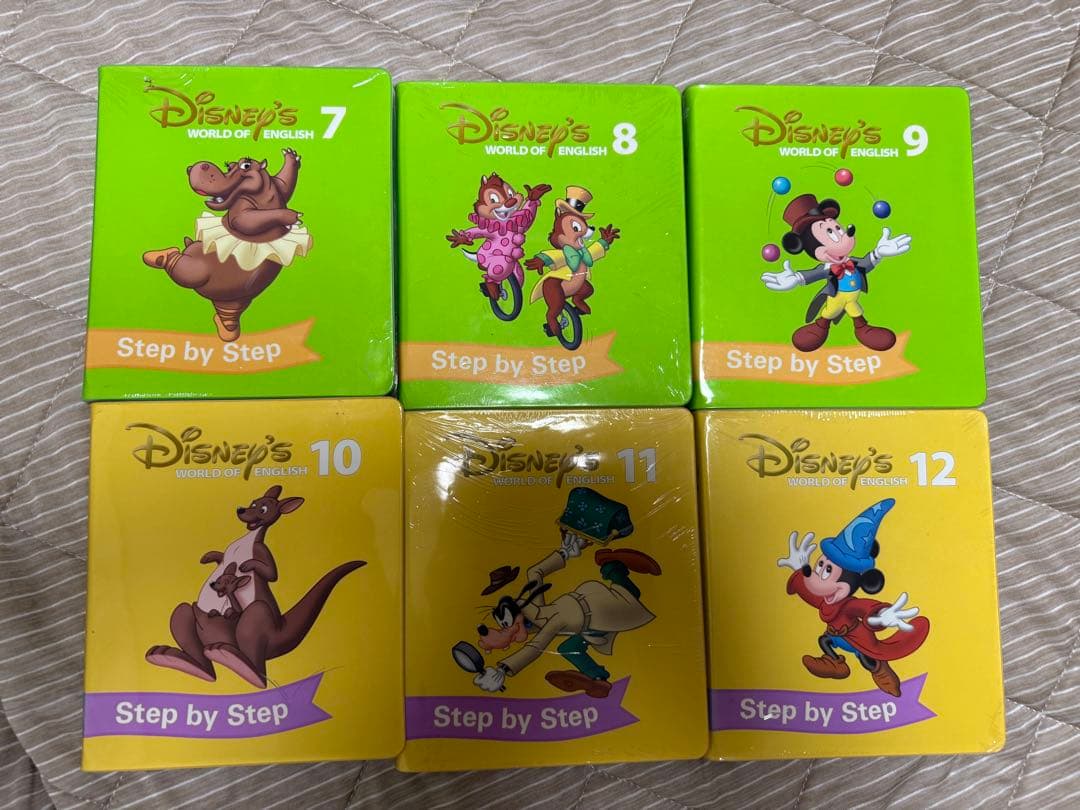 Disney's World of English 全12巻 + ガイド - メルカリ