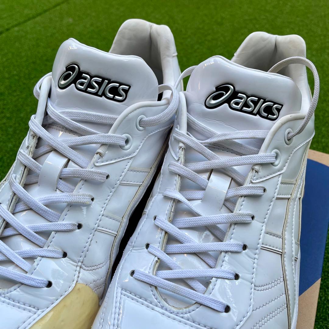 asics オーダースパイク白 (投手用)30.5cm (未使用インソール付き)