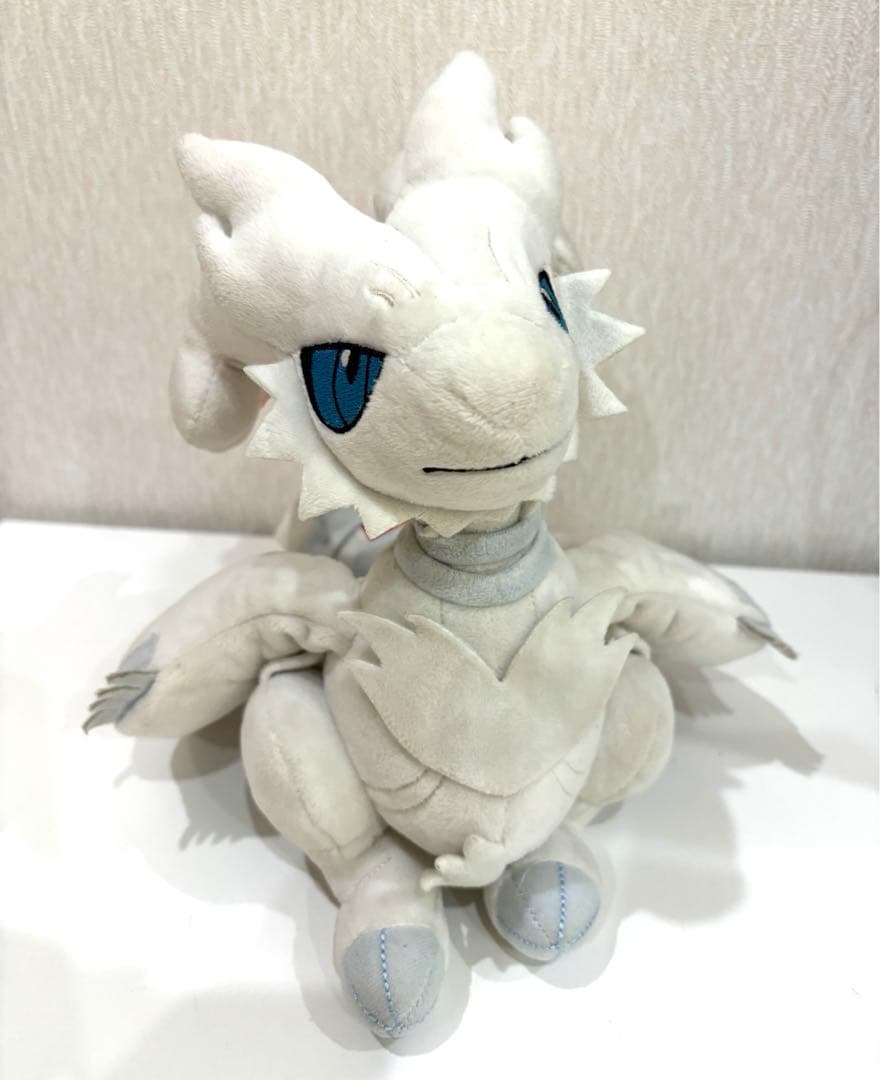ポケモンセンター レシラム ボスごっこ RR ぬいぐるみ 激レア ゼクロム