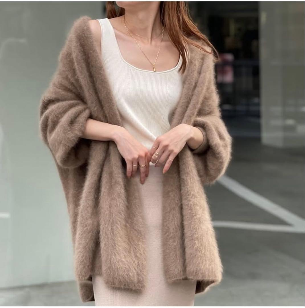 美品 Noble ラクーンファーニットパフカーディガン - メルカリ