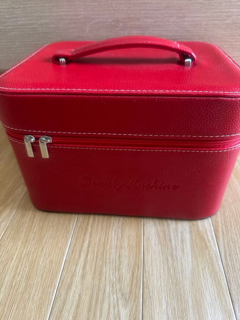 T-MAGIC ティーマジック　白　美顔器 ミヤコケミカル 小顔 たるみ引き上げ