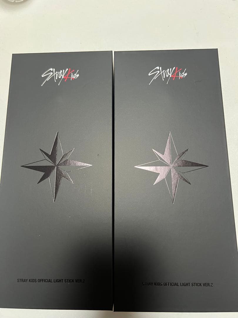 straykidsペンライトver2 Amazon.co.jp: Stray Kids - OFFICIAL LIGHT STICK Ver.2 ストレイ