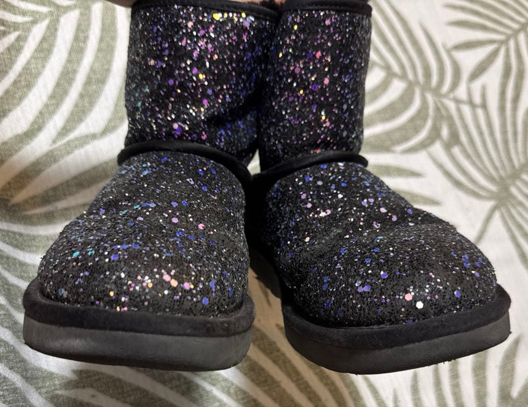 アグ UGG スパンコール ムートンブーツ ブラック ラメ グリッター 22cm