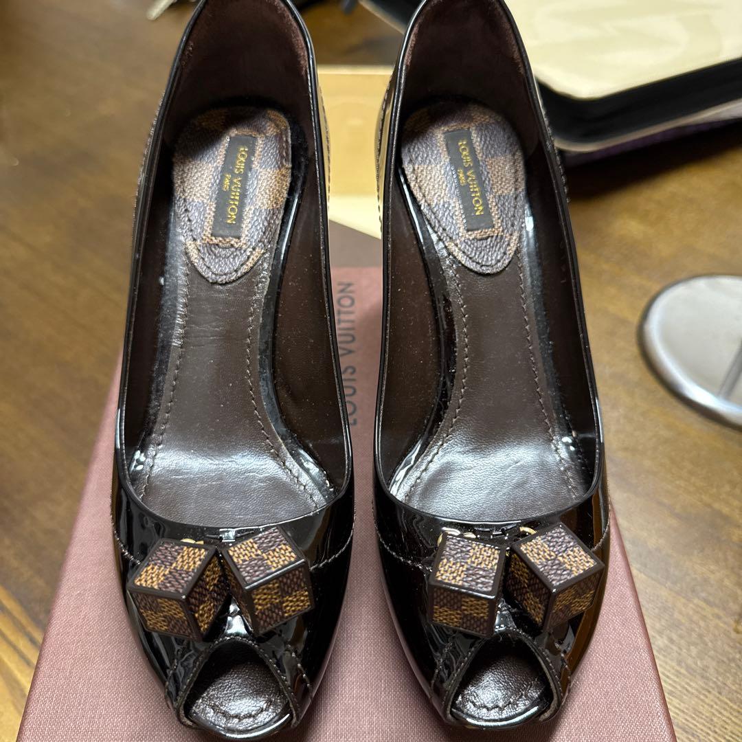 Louis Vuitton 美品ブラック オープントゥ パンプス 36 - メルカリ