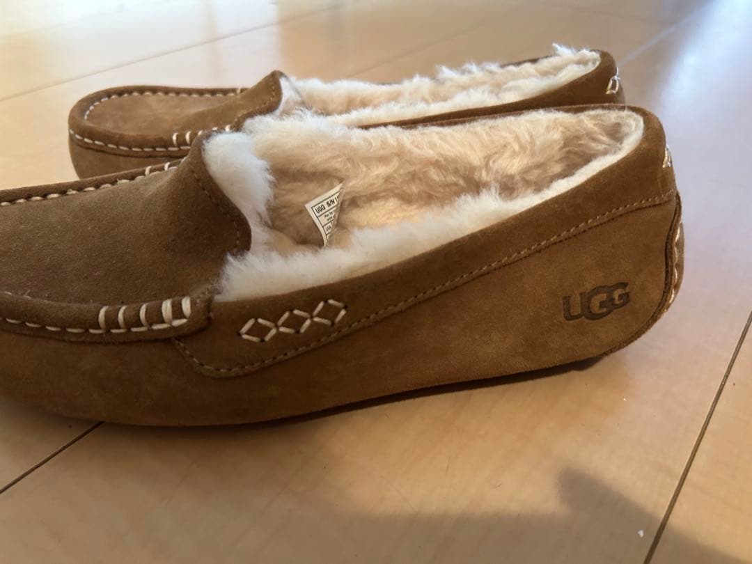 UGG ブラウン モカシン 24cm - メルカリ