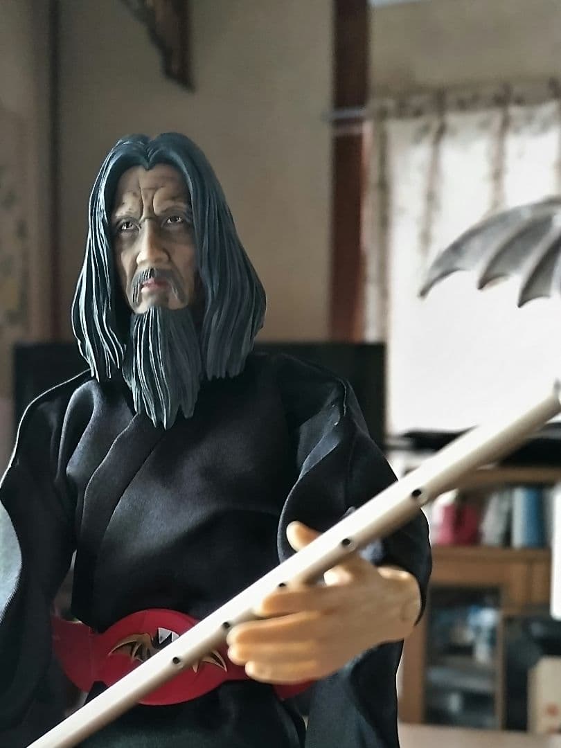 30センチ！メディコム RAHプロフェッサーギル リアルアクション