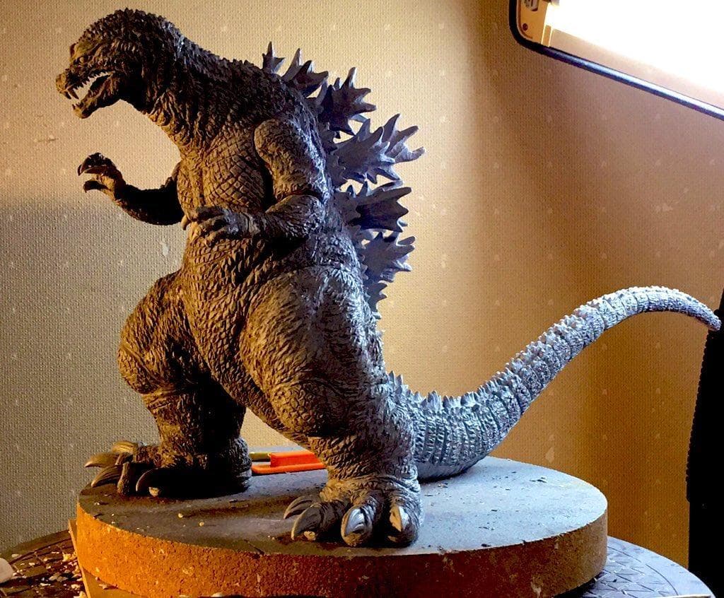 二郎工房 ゴジラ 2001 GMK 新品 未組立 - メルカリ