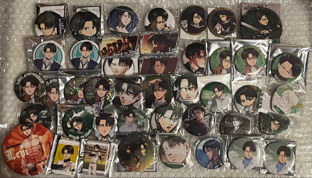 梱包方法注意 お値下げ可 進撃の巨人 リヴァイ 缶バッジ 43点 Anique Shop JAPAN