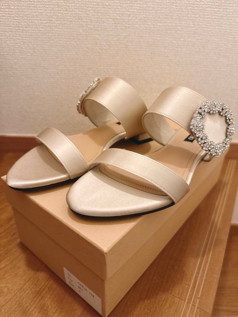 最終お値下げ　OHGA 【完売品】BIJOU SANDAL