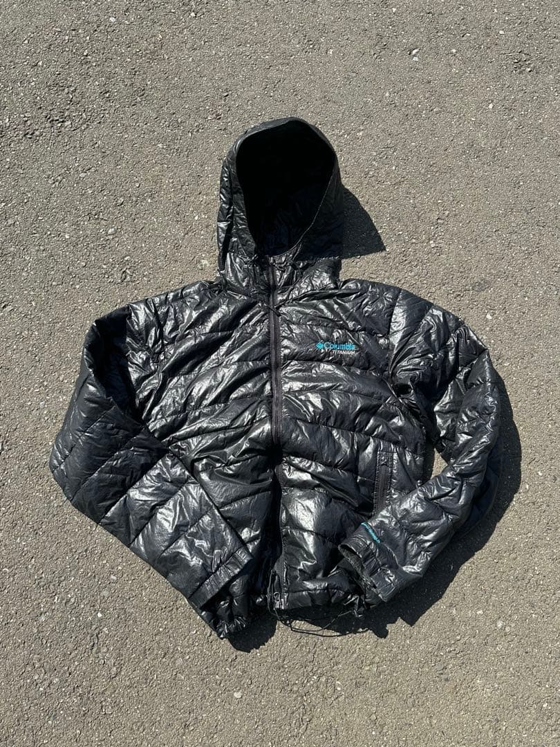 希少 Columbiaクレーターレイク ダウンパーカ y2k ドローコード 刺繍