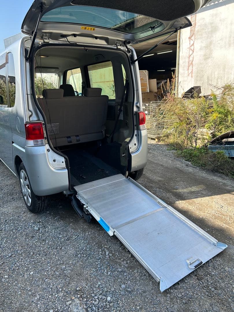 ひ*る様 スロープ付きシルバー車両 車いす仕様車（スロープタイプ） | 福祉車両（ウェルキャブ） | 島根