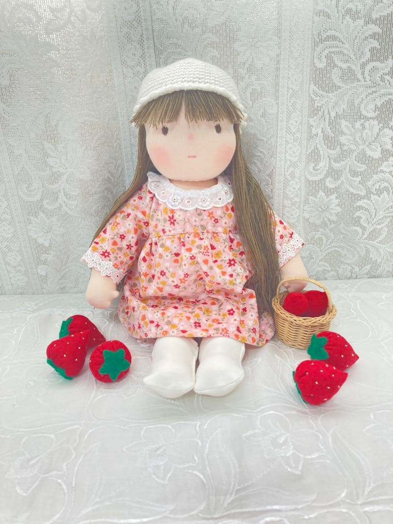 ウォルドルフ人形30㎝と着替えのセット - メルカリ