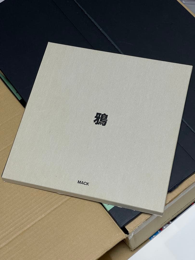 【MACK版】深瀬昌久 「鴉 RAVENS」写真集 鴉 RAVENS』by Masahisa Fukase（深瀬昌久） 写真集 深瀬昌久 出版社