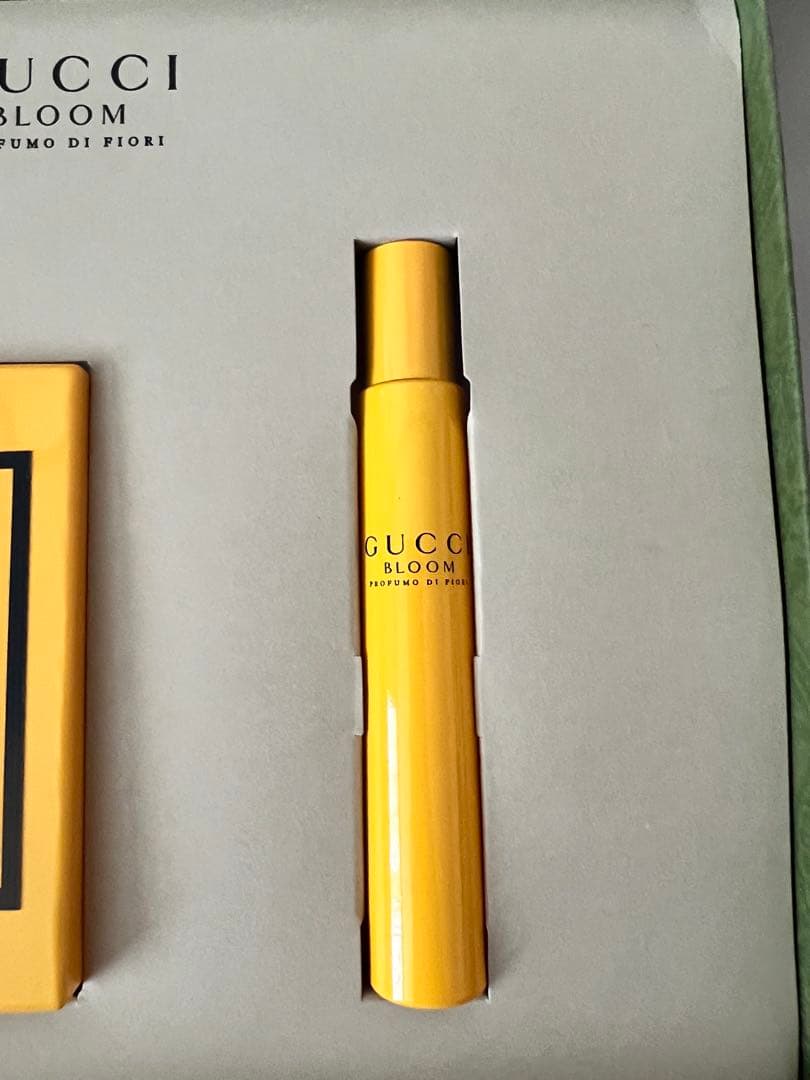 Gucci Bloom 黄色ボトル 香水