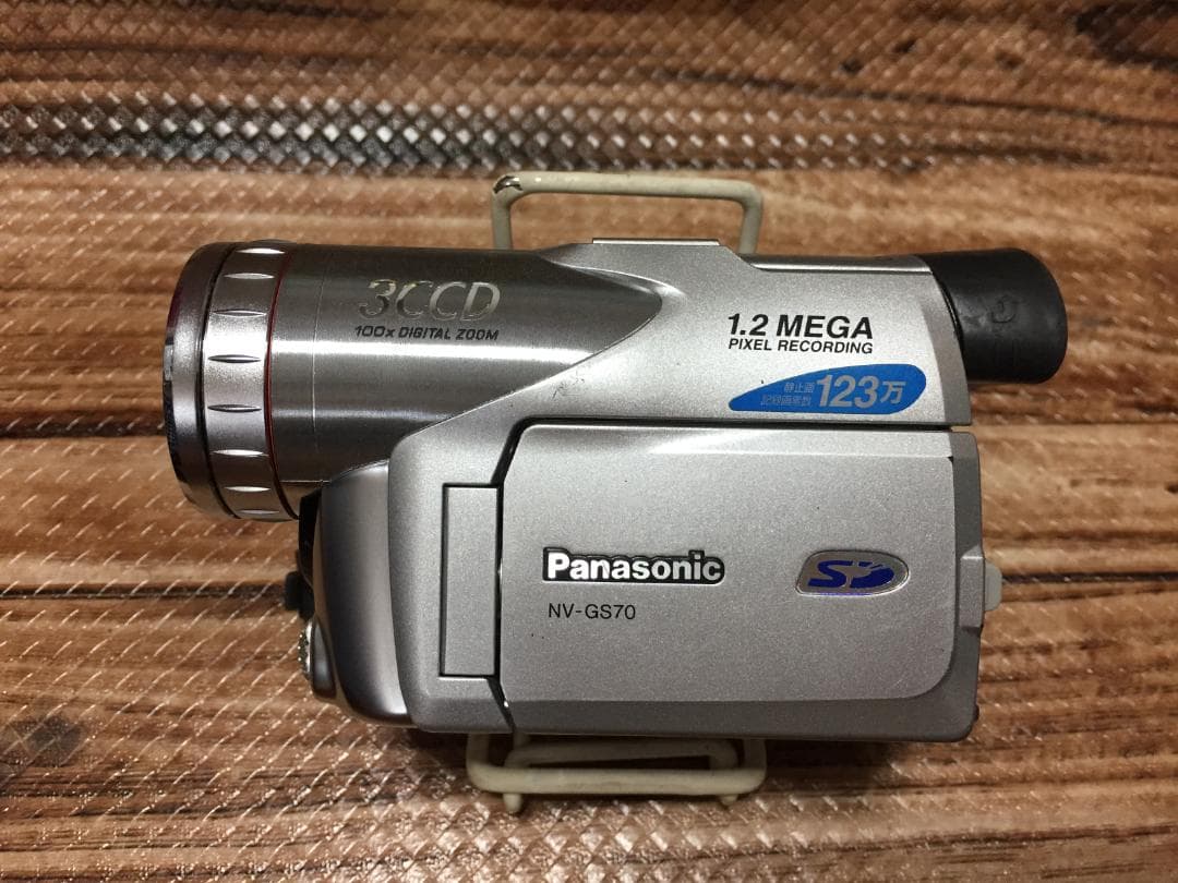 撮影再生ダビングOK　Panasonic　NV-GS70　付属品あり　動作良好