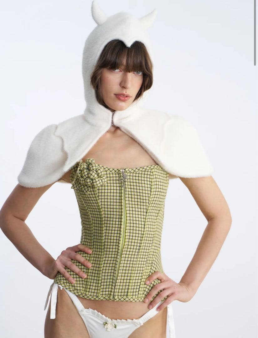 NODRESS X RoomSERVICE888 コースレット