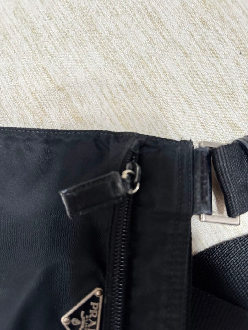 正規品・Gカード付】プラダ BT7372 ナイロン ショルダーバッグ