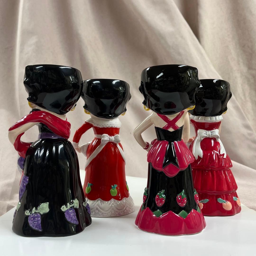 ベティちゃん花瓶4体セット