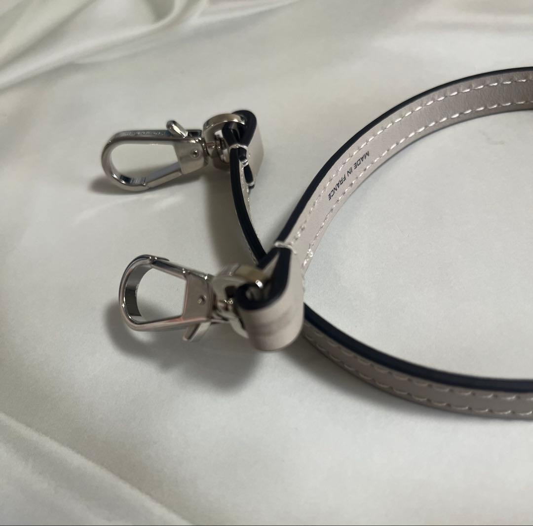 未使用に近い☆エルベシャプリエ レザーストラップM 1661L マ