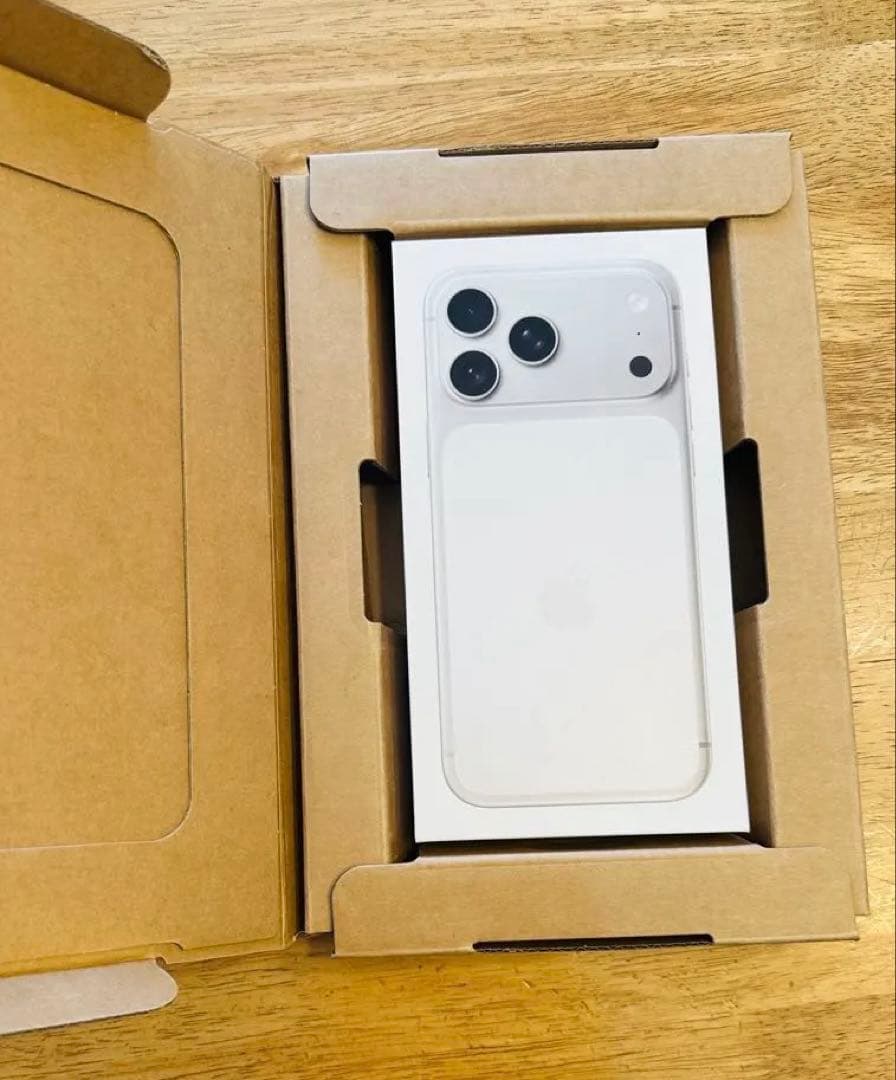 新品未開封 iPhone17promax 256gb simフリー Apple iPhone 17 Pro Max 『新品未開封』iPhone 256GB SIMフリー [シルバー