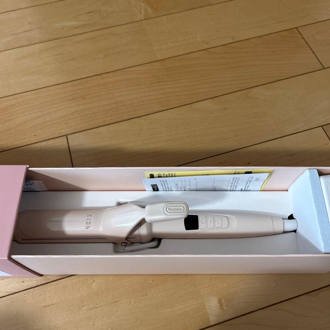 9012 MICHIXコラボ カールヘアアイロン 新発売】モデルのミチとコラボした限定カラー【9012イオンカール