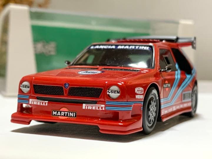 ビザール 1/43スケール レジン製ミニカー ランチア ECV1 激レア - メルカリ