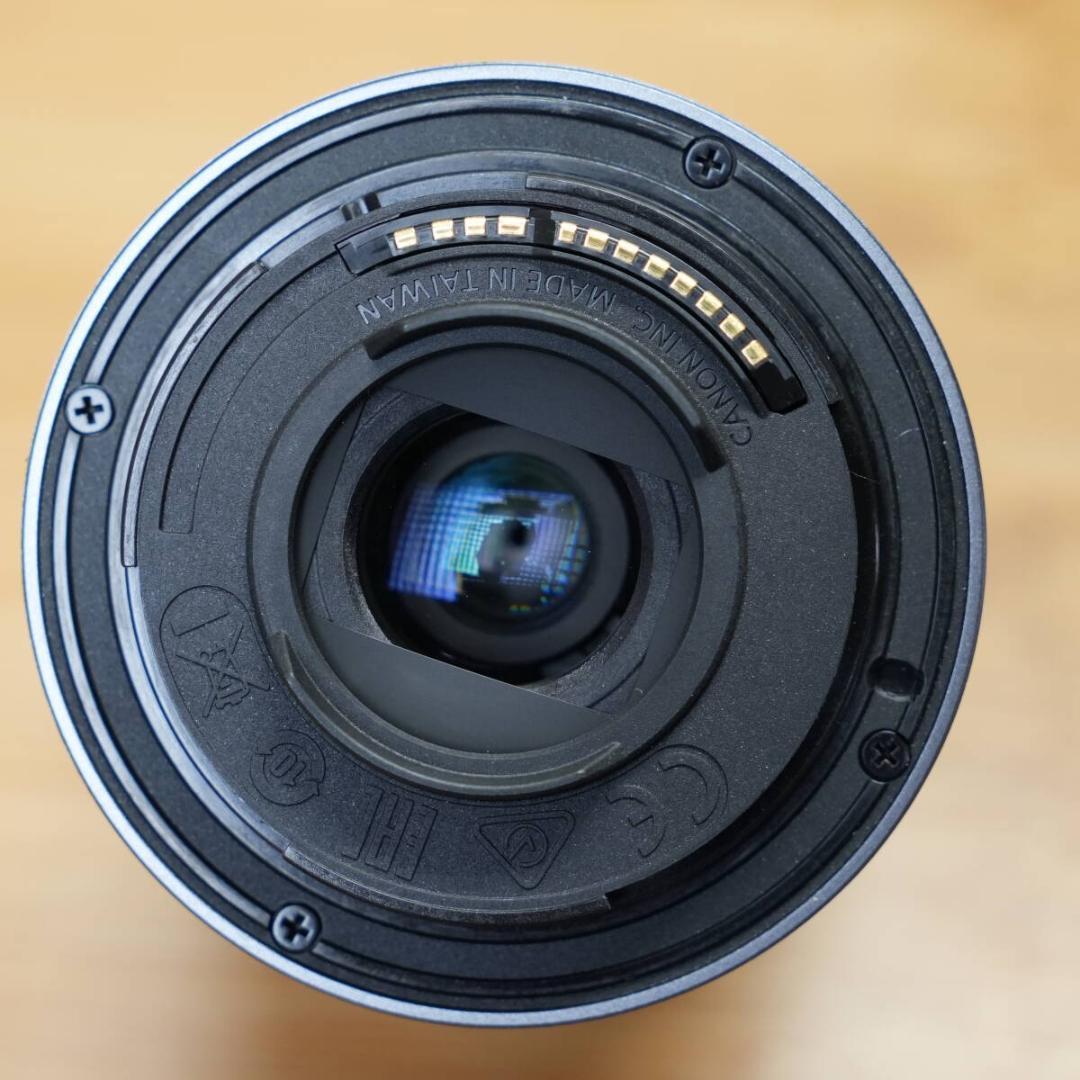 キヤノン RF-S 18-150mm F3.5-6.3 IS STM フード付き