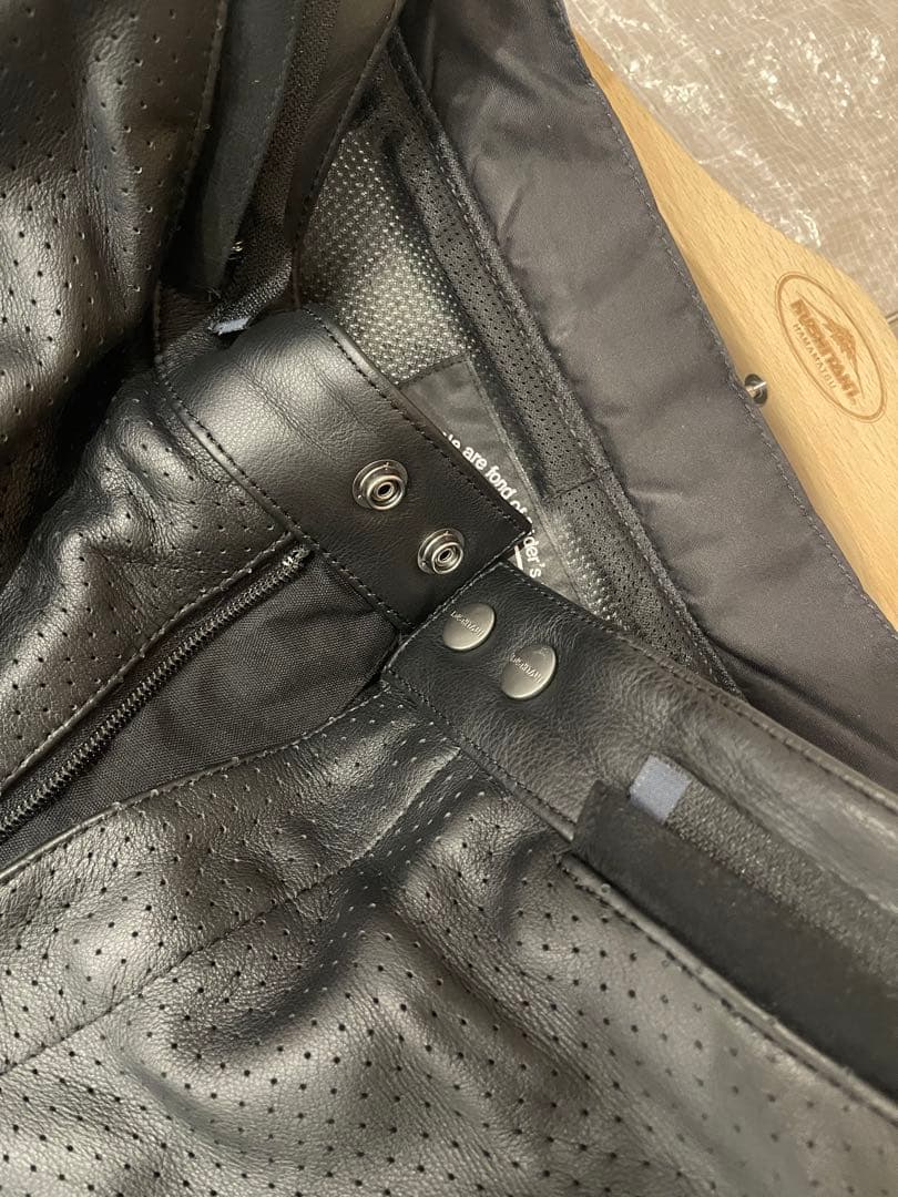 クシタニ K-1077M グルーヴメッシュパンツ M レザーパンツ - メルカリ