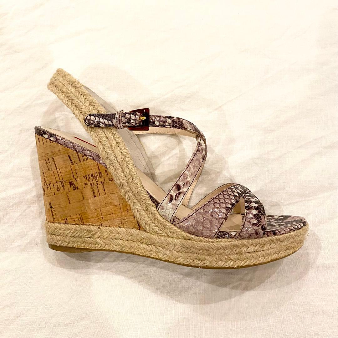 超美品】PRADA プラダ ウェッジソール サンダル 39 パイソン柄 - メルカリ