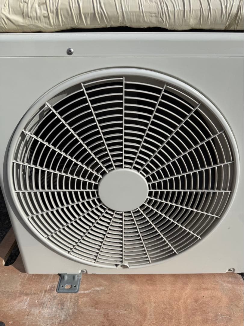 大阪府限定 コロナ エアコン RC-2220R 2020年製 6畳用