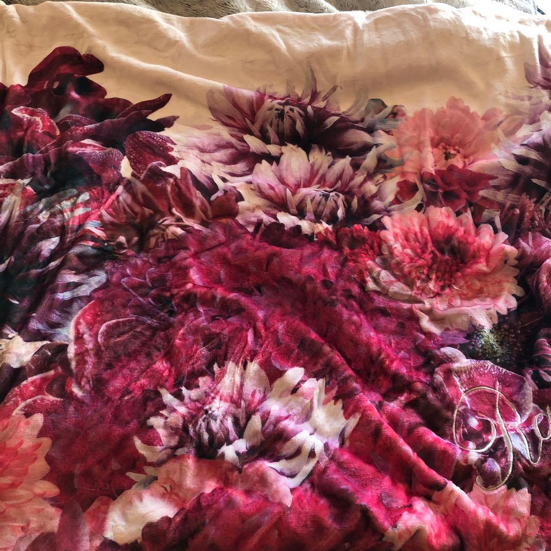 Rady 花柄ブランケット　毛布 箱付き Rady 花柄ブランケット 毛布 箱付き Rady 花柄ブランケット 毛布 箱