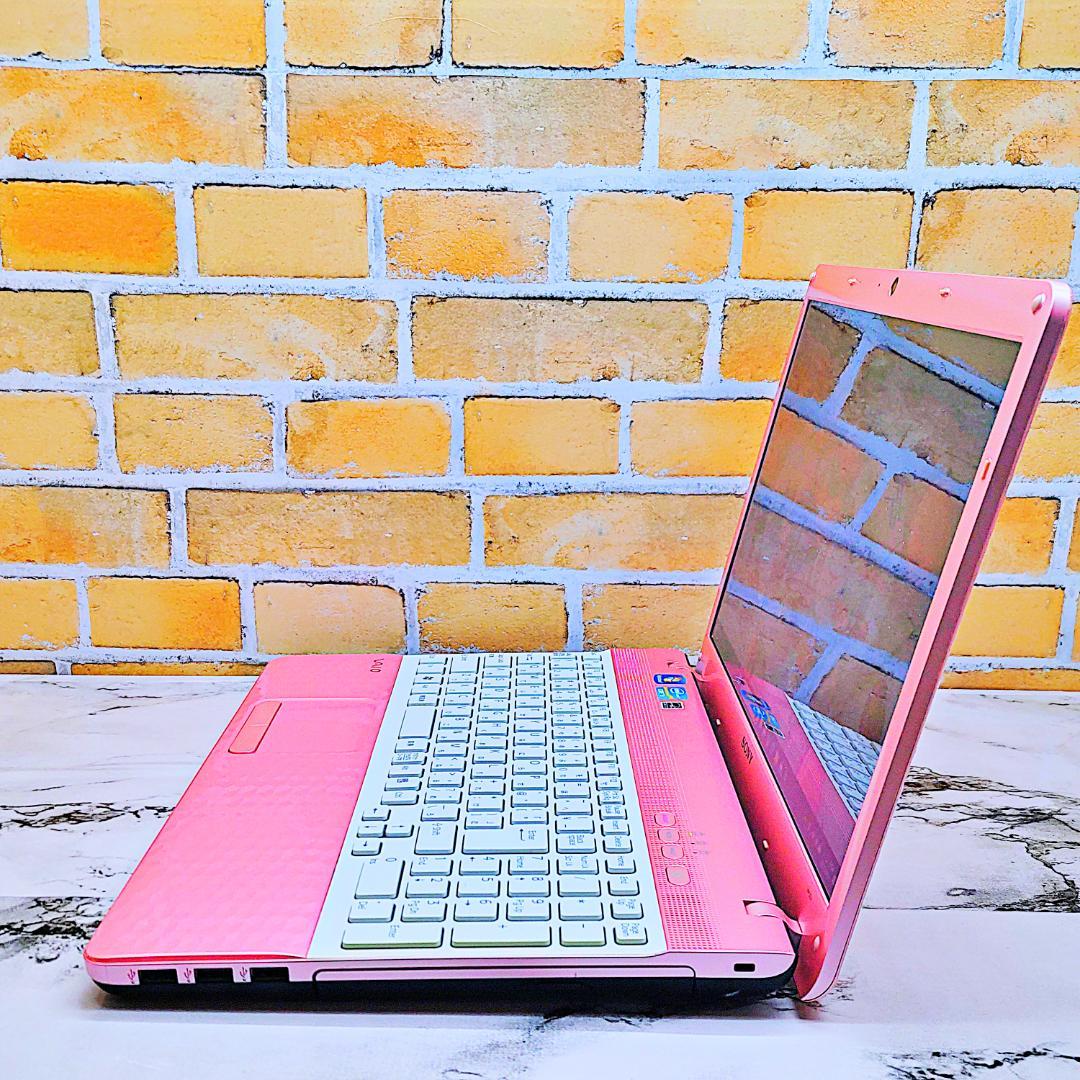 希少ピンク❤️ダイヤカットノートパソコン❤️HDD500G✨i3・メモリ8G